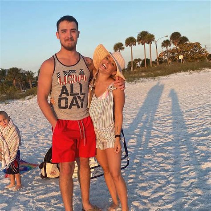 Are Mackenzie and Josh McKee still married?