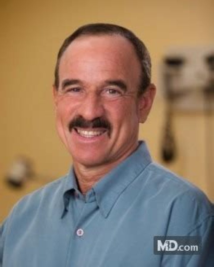 Dr Mitchell Levine
