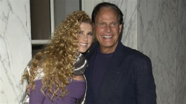 Who Is Robin Angers? Everything To Know About Ron Popeil’s Wife